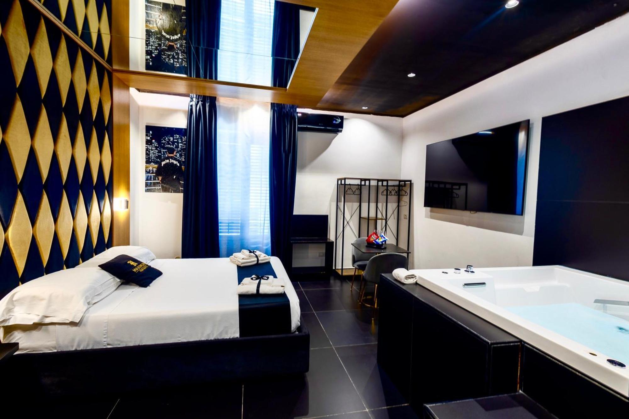 Maximum Hub Suite&Spa Палермо Экстерьер фото