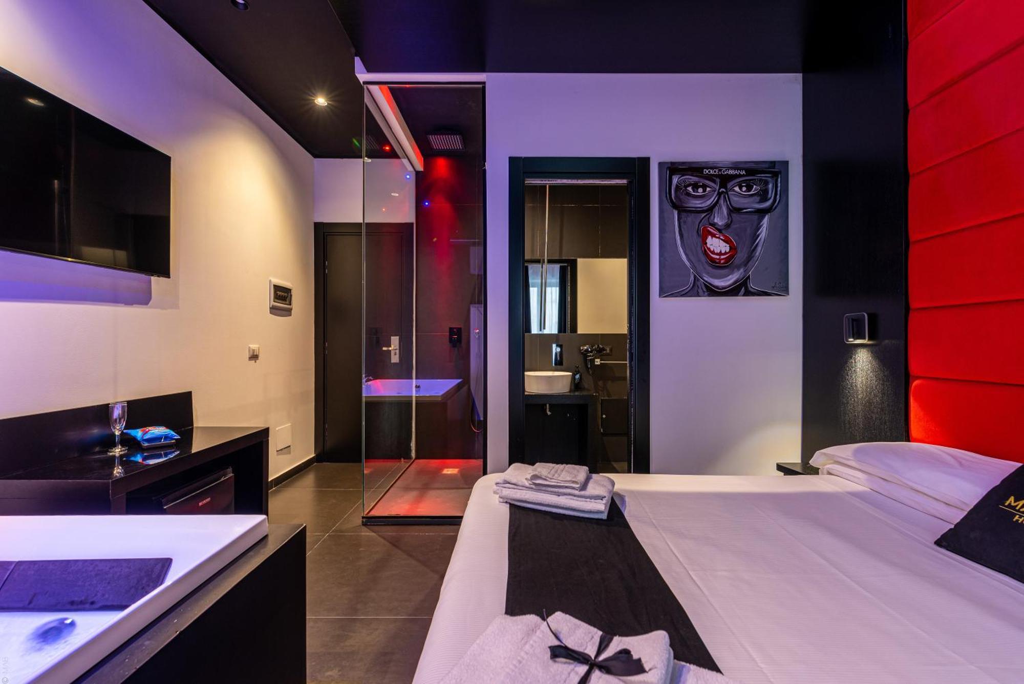 Maximum Hub Suite&Spa Палермо Экстерьер фото