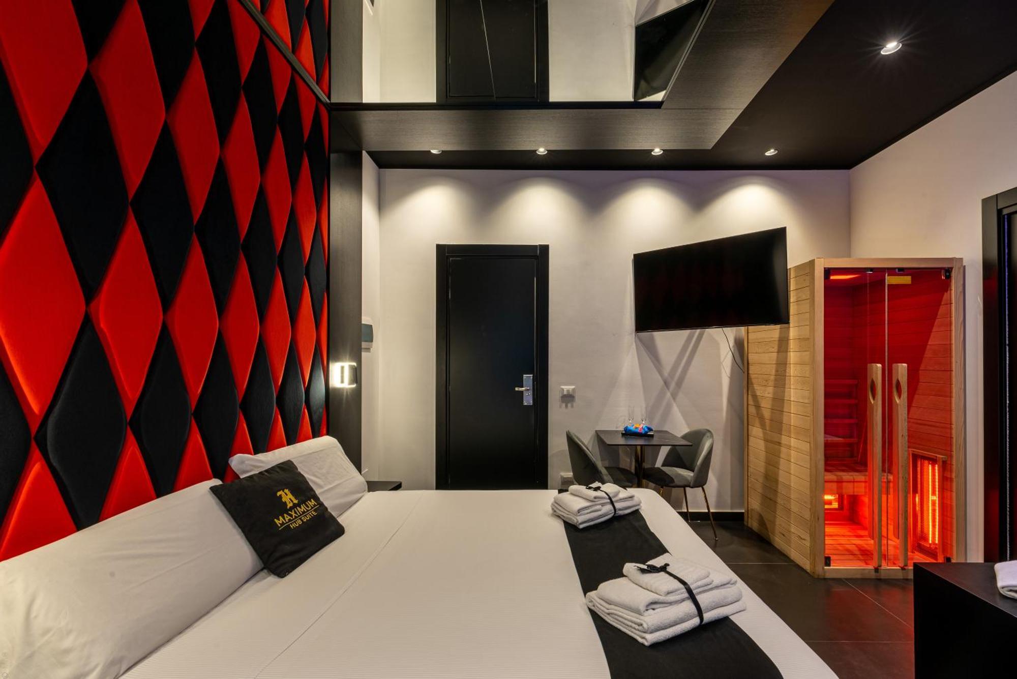 Maximum Hub Suite&Spa Палермо Экстерьер фото