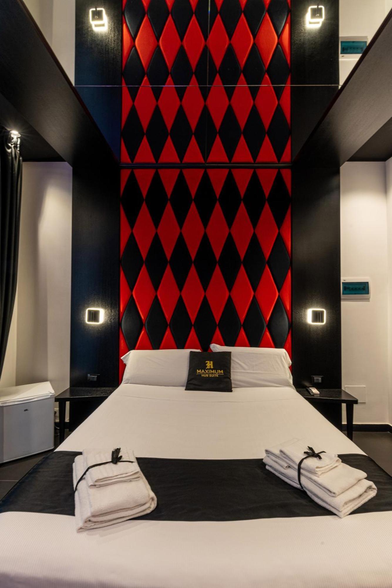 Maximum Hub Suite&Spa Палермо Экстерьер фото